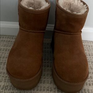 Women's UGG Tan Shearling-Lined Boots